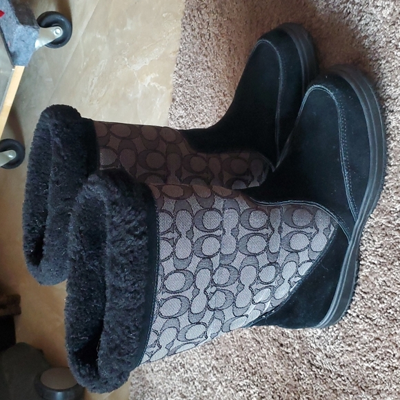 Coach boots